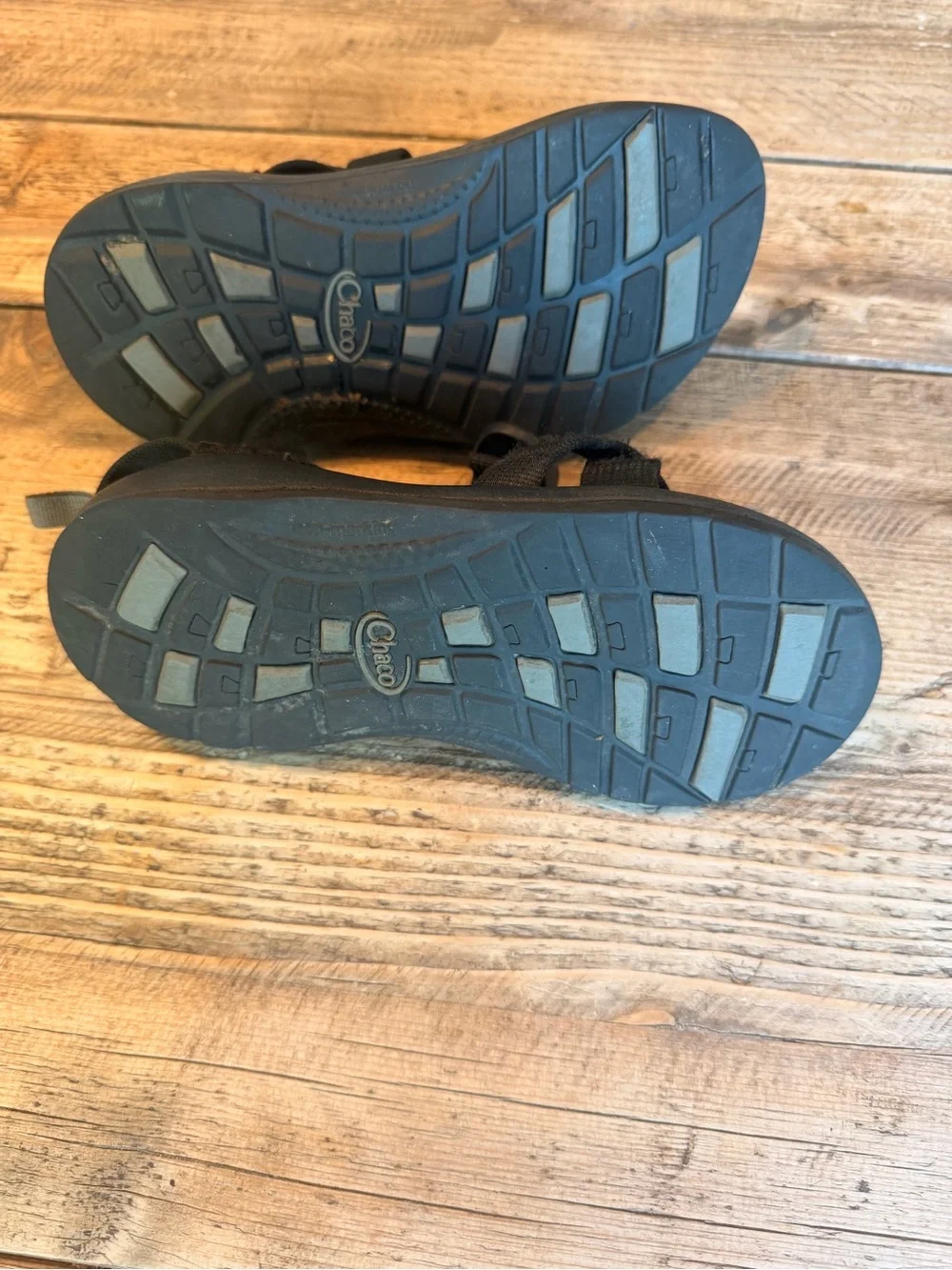 Chaco Kids Black Strapped Sport Sandals Size 2